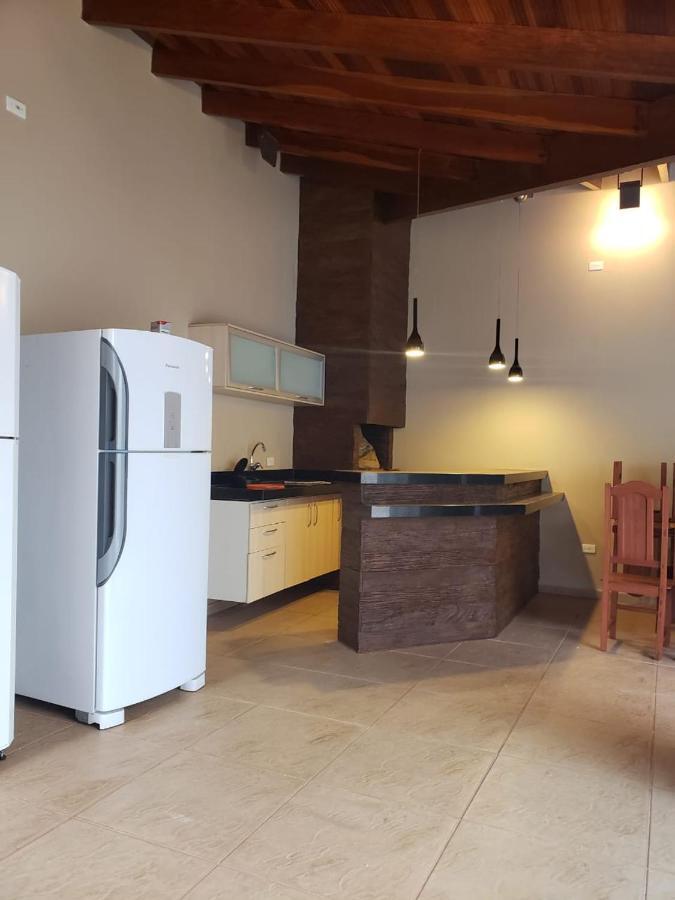 Casa de férias Casa Temporada 8 Pessoas Com Piscina Olímpia